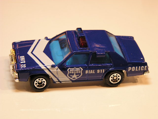 1993 MATCHBOX SUPERFAST MB16 FORD LTD STATE POLICE HIGHWAY PATROL CAR NEW IN BOX